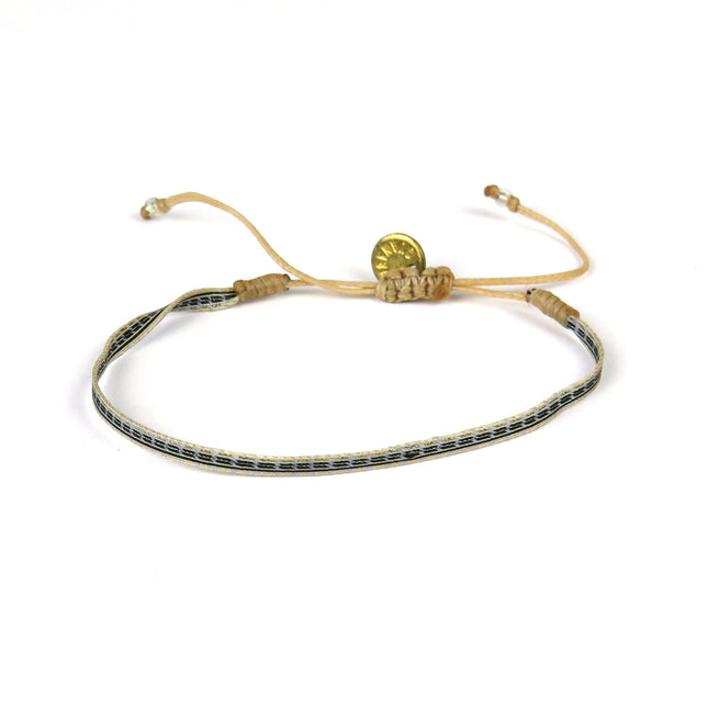 Feines handgewebtes Armband in Silbertönen - Guanabana