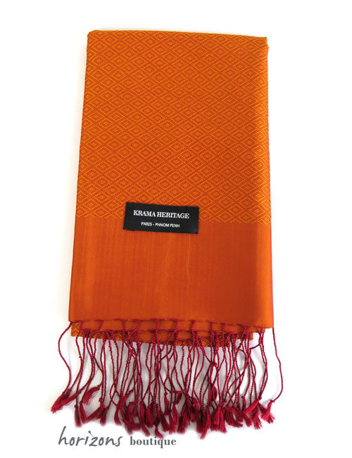 Le Krama en Soie Diamond Corail