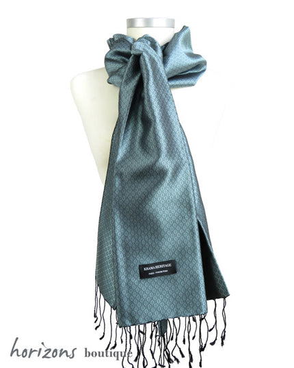 Le Krama en Soie Jasmin Acier exemple