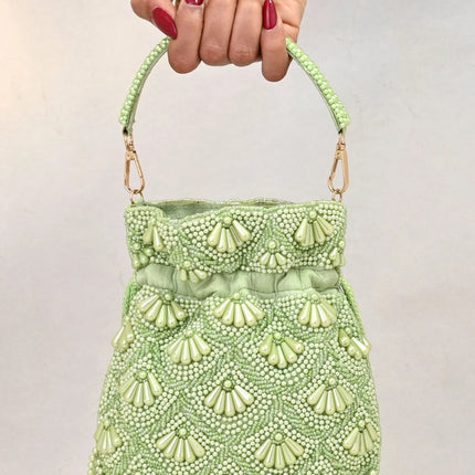 Statement-Handtasche Pearline Minze - Schmuckoo x Noyre Berlin