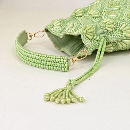 Statement-Handtasche Pearline Minze - Schmuckoo x Noyre Berlin