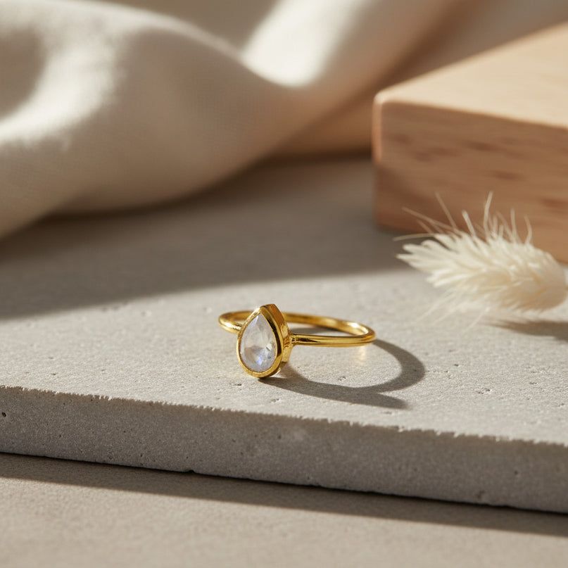Bague Kinslet Or Pierre de Lune - Schmuckoo x Noyre Berlin