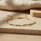 Perlen und Gold